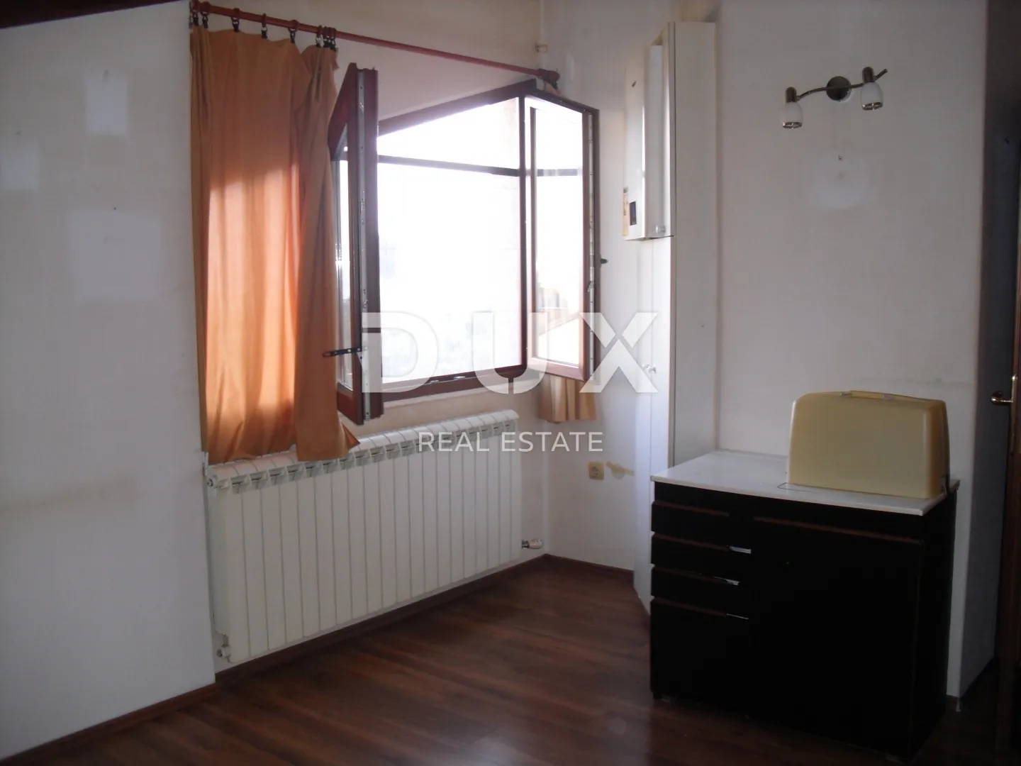 rijeka, krimeja - stan na drugom katu od 125 m2 - slika 22