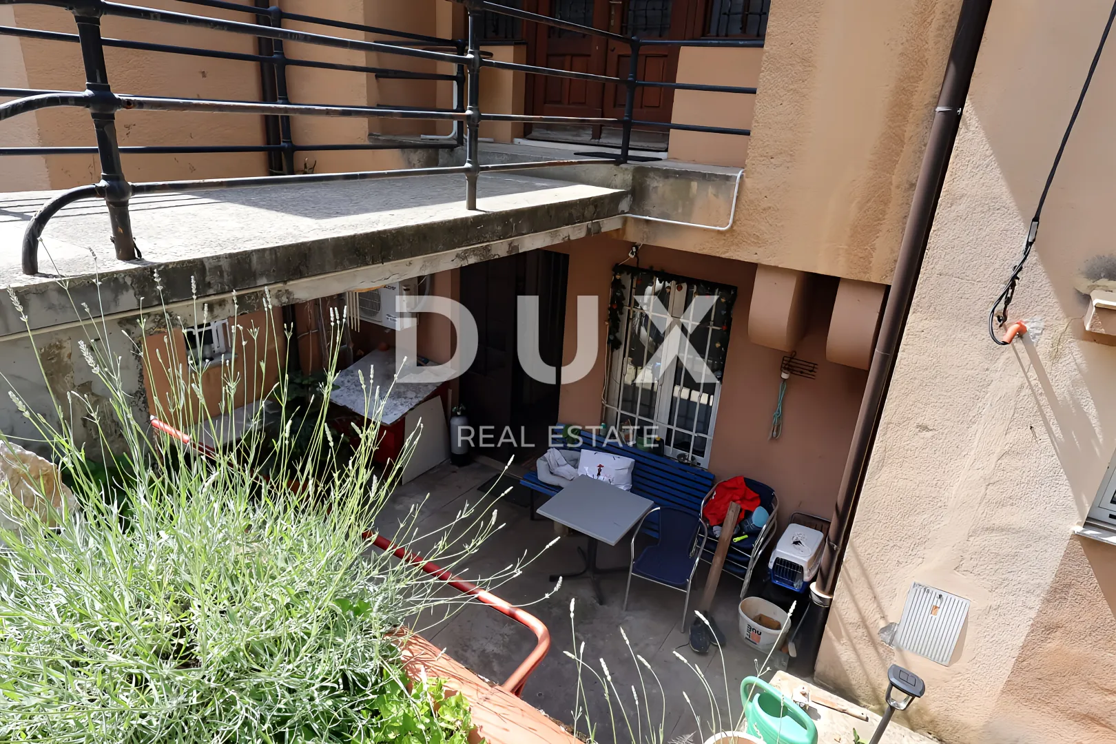 rijeka, pećine - samostojeća vila s pogledom na more - slika 42