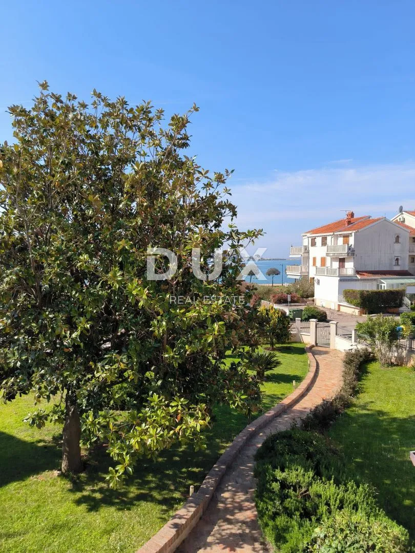 istra, umag - raskošna vila prvi red do mora! - slika 94