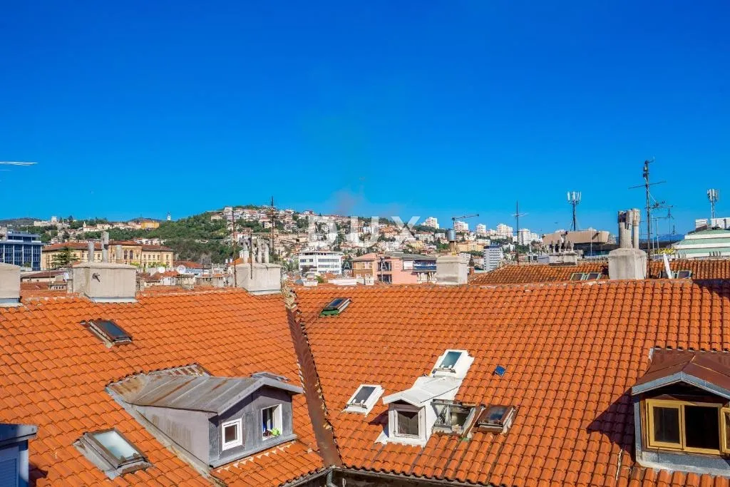 RIJEKA, CENTAR - Stan korak do Korza, odlična investicija