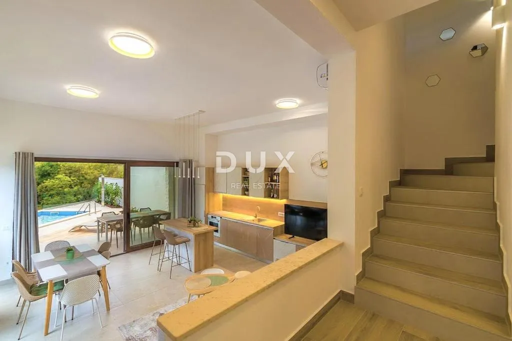 istra, svetvinčenat - moderno uređena vila s bazenom - slika 26