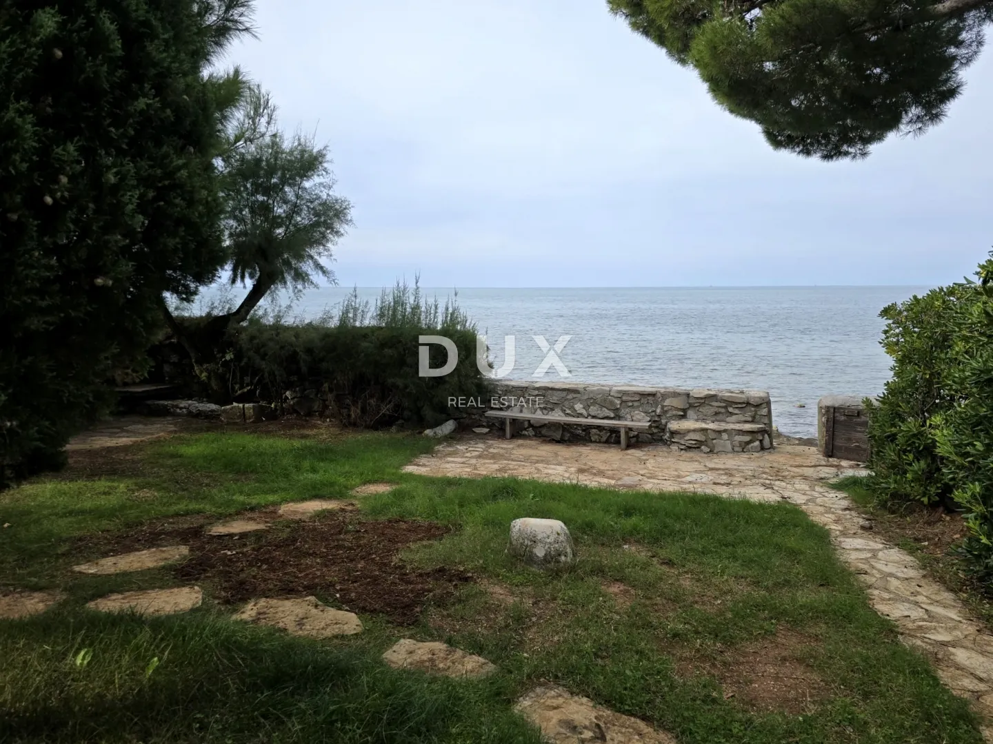 istra, umag - kuća uz more - slika 8