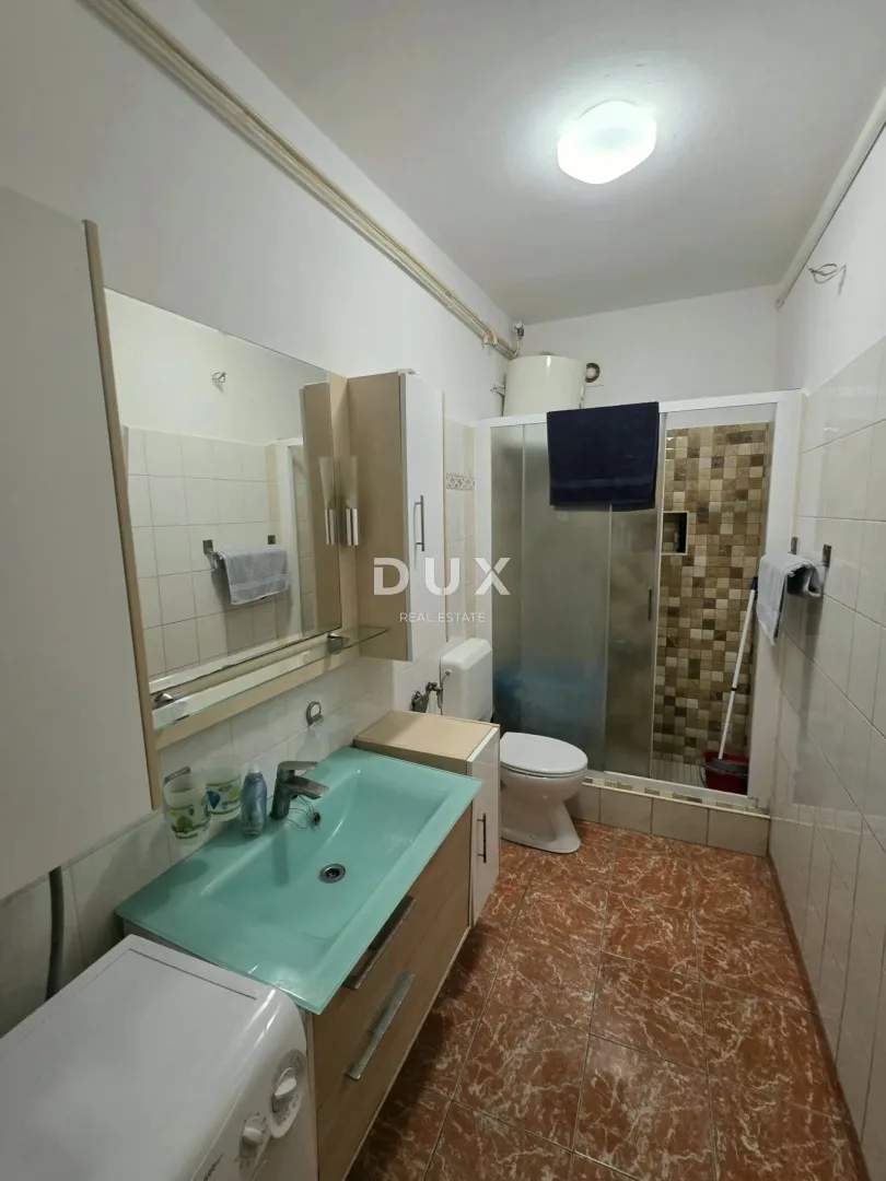 pula, centar - 2ss+db kvalitetan obiteljski stan nadomak centra s prostranom terasom - slika 19