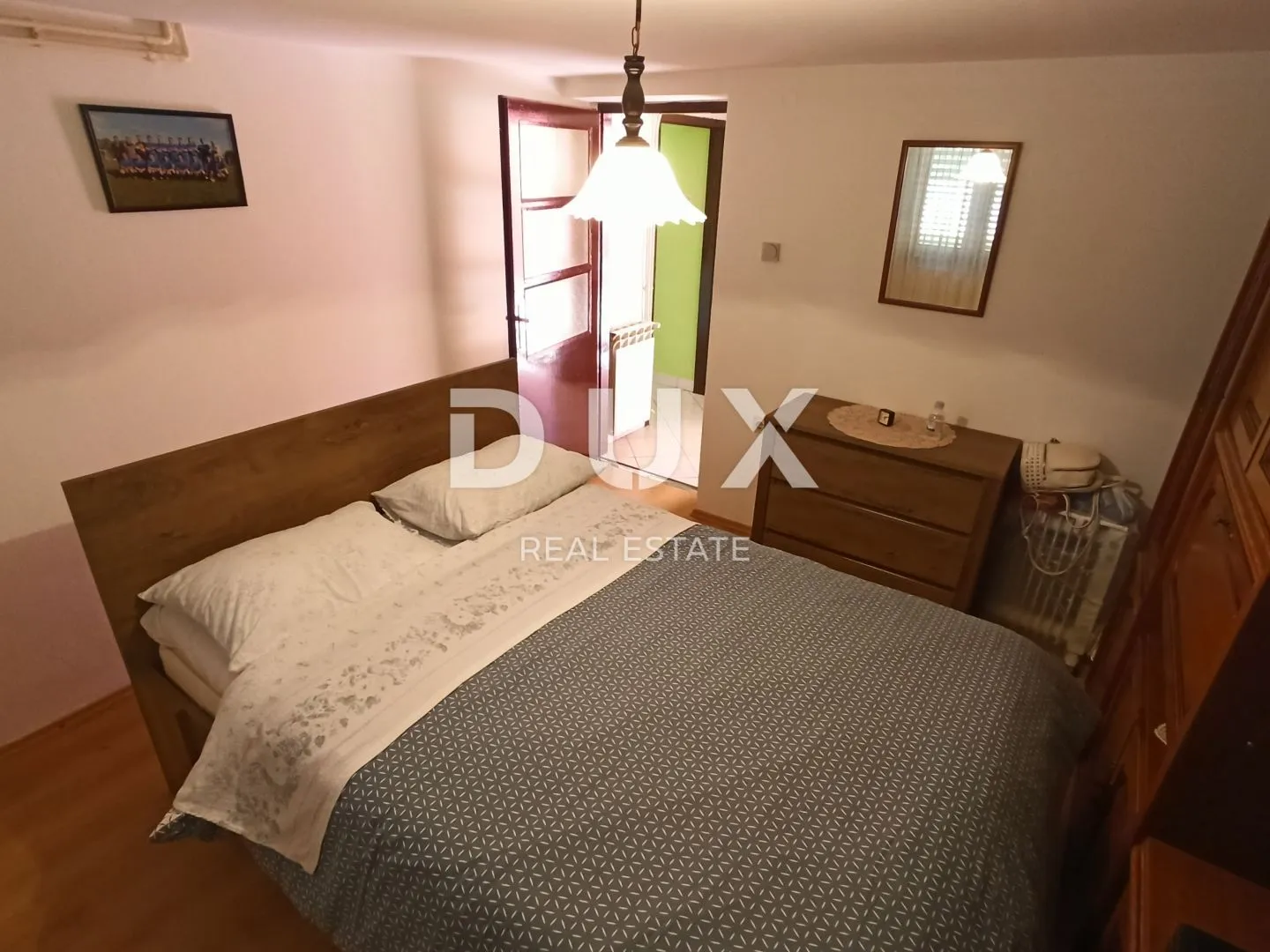 istra, svetvinčenat - obiteljska kuća s dva apartmana - slika 36