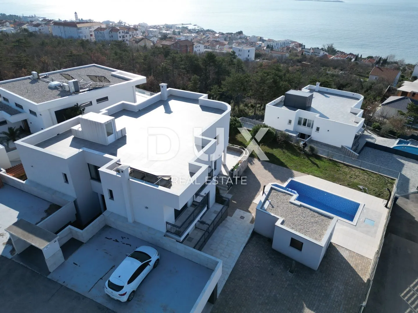 crikvenica - prostrana vila s panoramskim pogledom na more! - slika 2