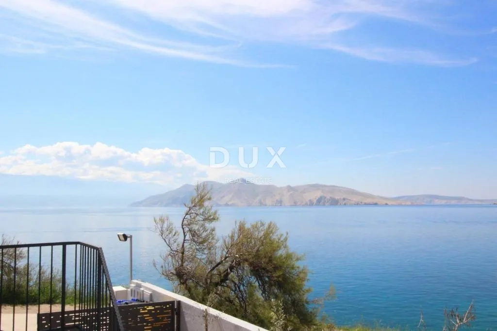 otok krk, baška - dva apartmana prvi red do mora - slika 3