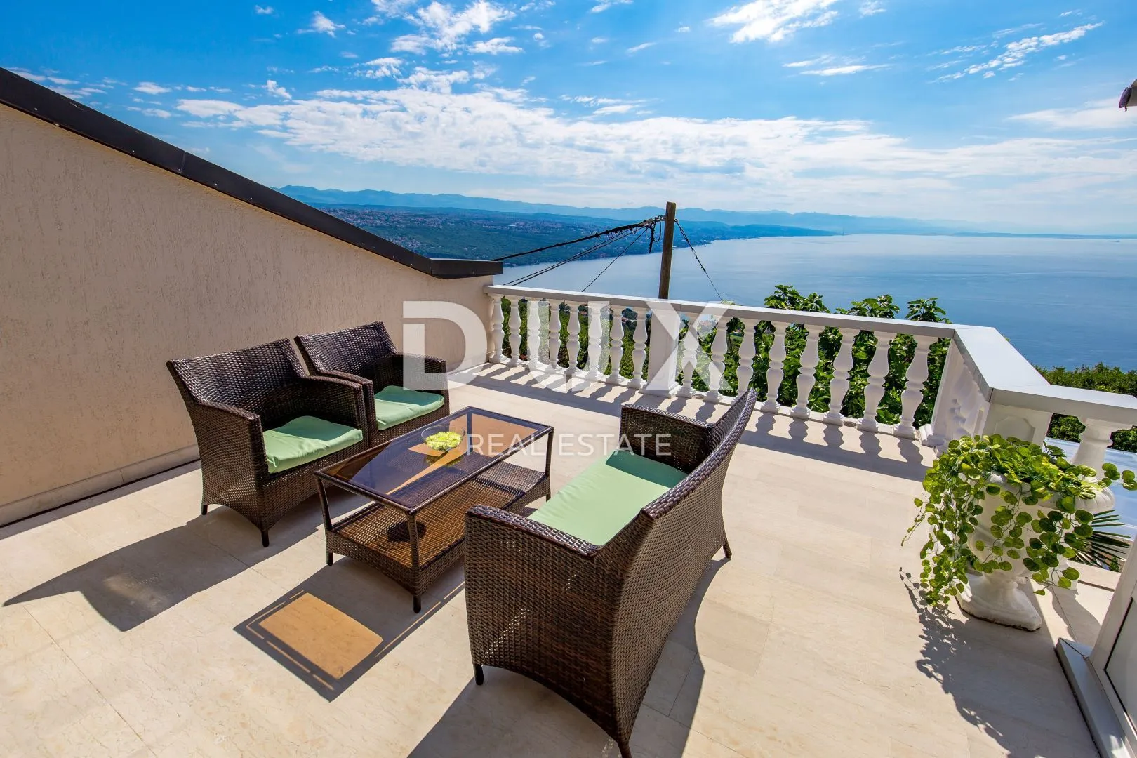 opatija, matulji - vila s pogledom na kvarnersko plavetnilo - slika 25
