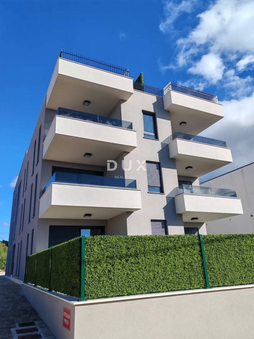 zadar, diklo - vrhunski penthouse s pogledom na more samo 50 metara od plaže! s7 - slika 5