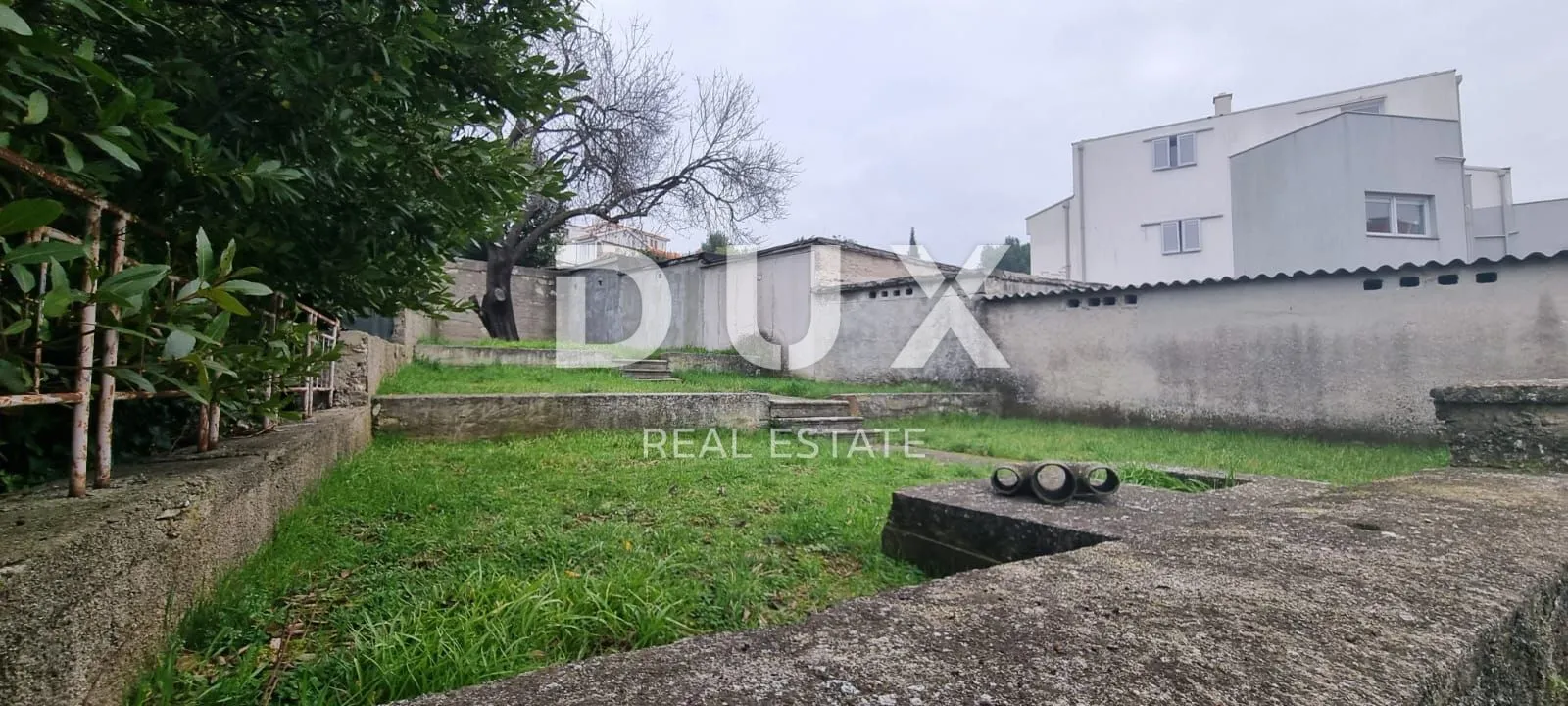 istra, pula kuća s potencijalom u centru grada! - slika 6