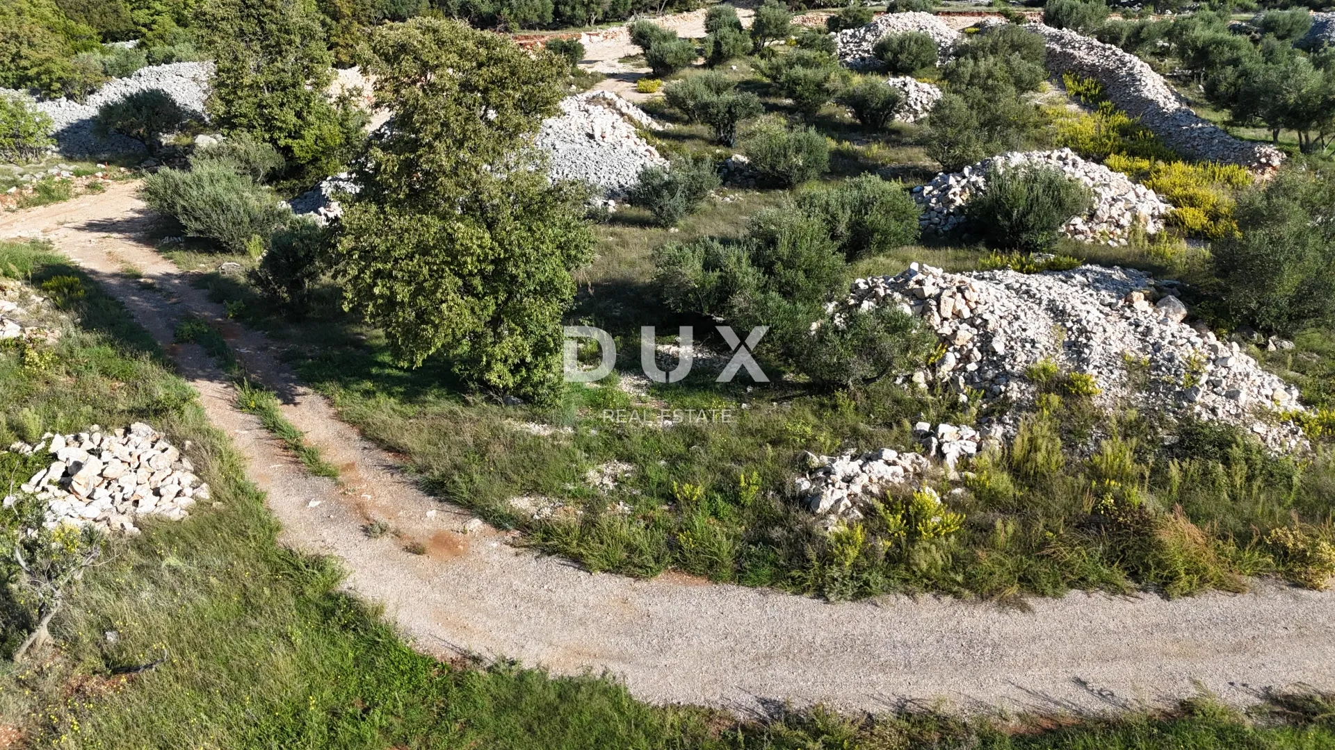 otok krk, grad krk - zemljište s pogledom na more 777m2 - prilika! - slika 2