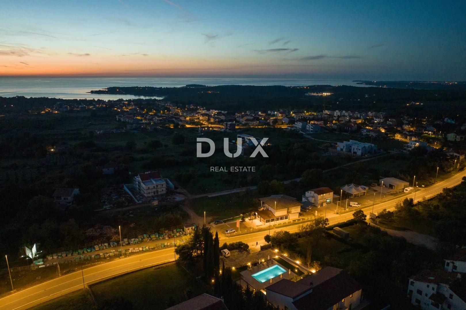 istra, poreč – ekskluzivna vila, tri stambene jedinice, luksuz uz more - slika 108