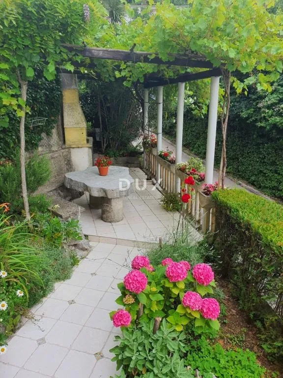 opatija, centar – dugoročni najam s pogledom na more, parking, centar opatije - slika 13