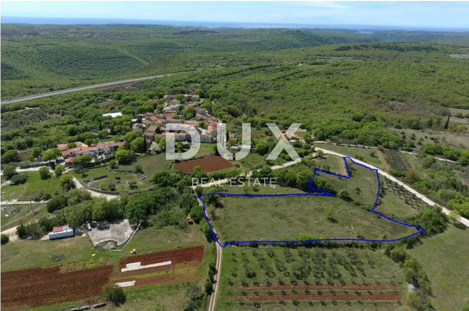 ISTRA,MRGANI - Prostrano građevinsko zemljište za investiciju - Mrgani, Kanfanar