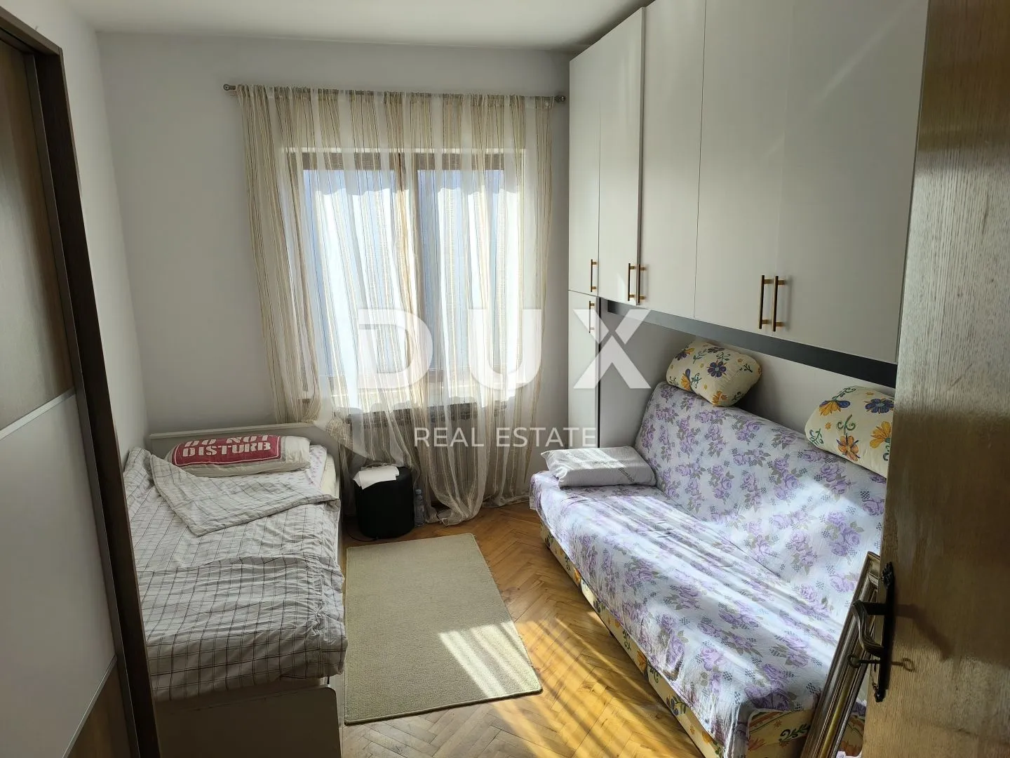 istra, pula - dvoetažni stan s vrtom i garažom u blizini plaže - slika 25
