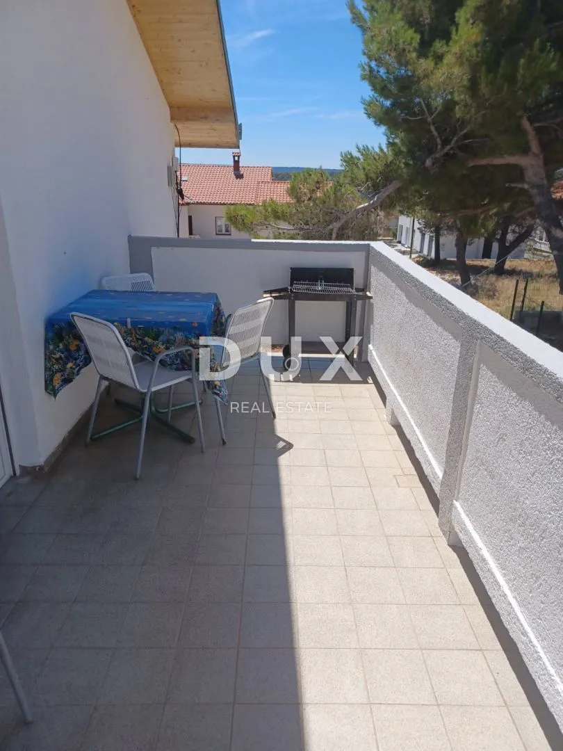 otok rab, barbat - samostojeća apartmanska kuća na odličnoj lokaciji - slika 6