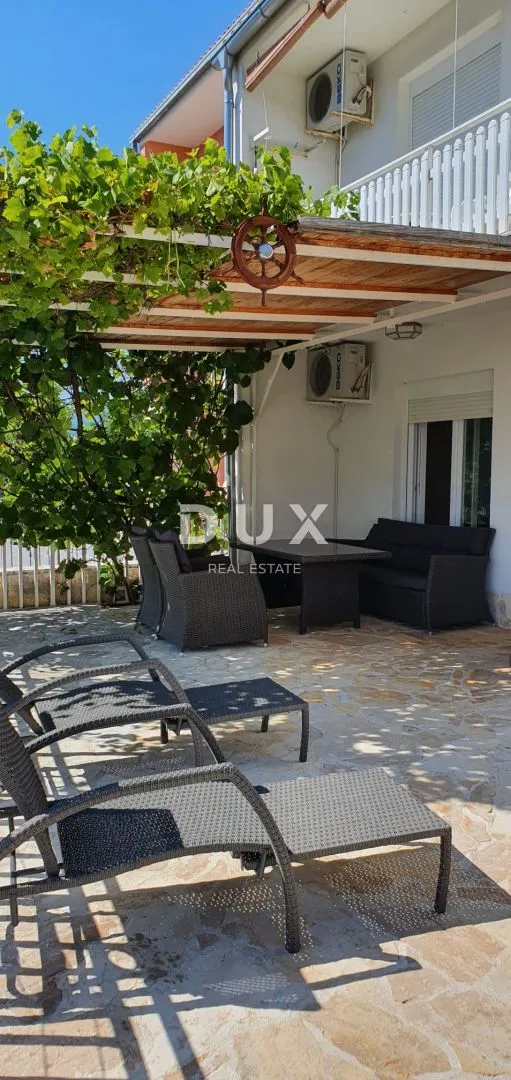 novi vinodolski - kuća u mirnom predjelu s 5 apartmana - slika 7