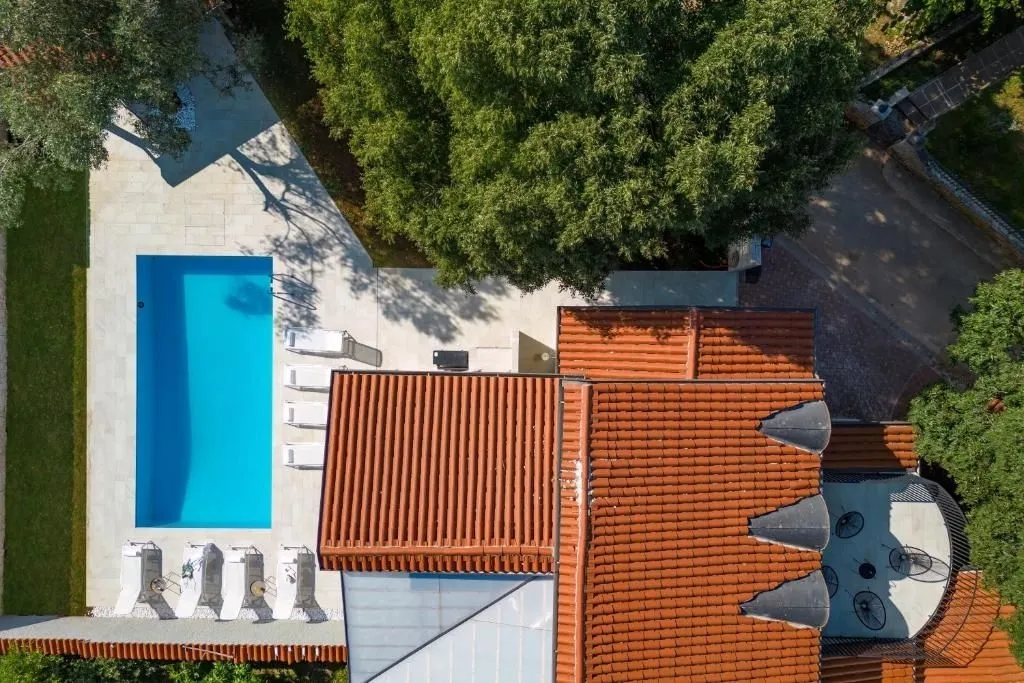 istra, brtonigla - luksuzna kuća s bazenom - slika 10