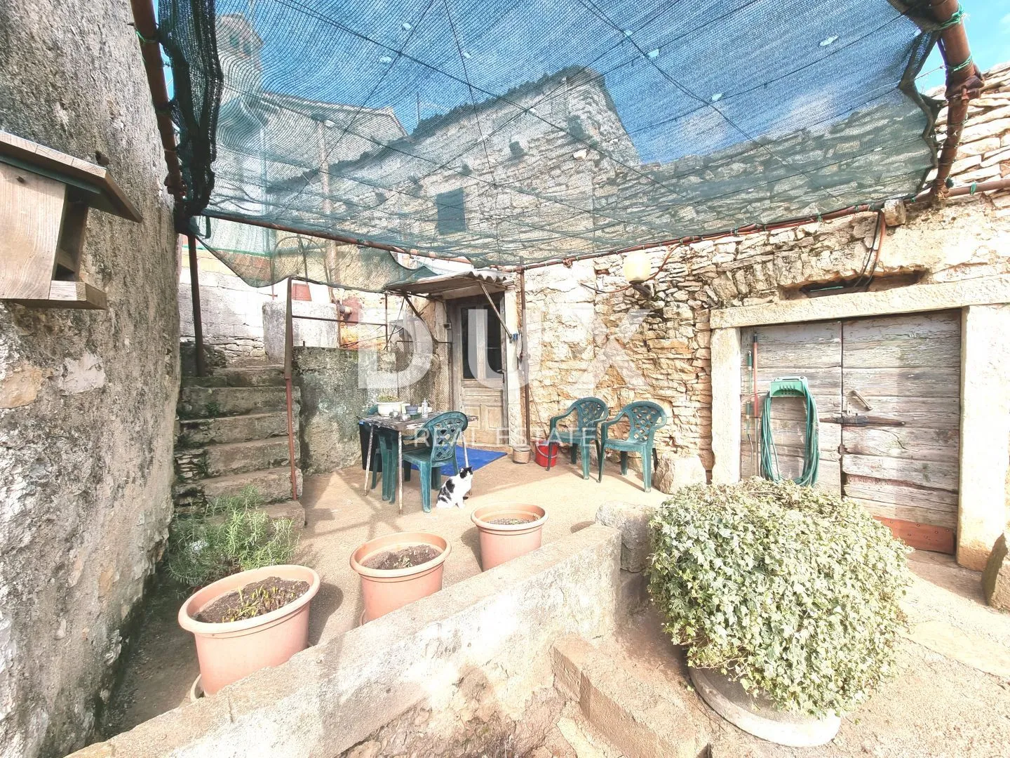 istra, marčana kamene kuće za renovaciju na selu s lijepim dvorištem - slika 2