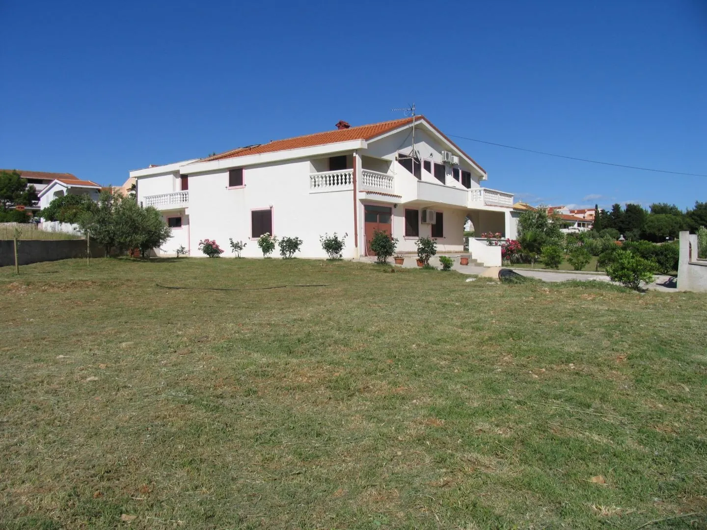otok pag, povljana, apartmanska kuća, 540 m2, 200 metara od mora - slika 3