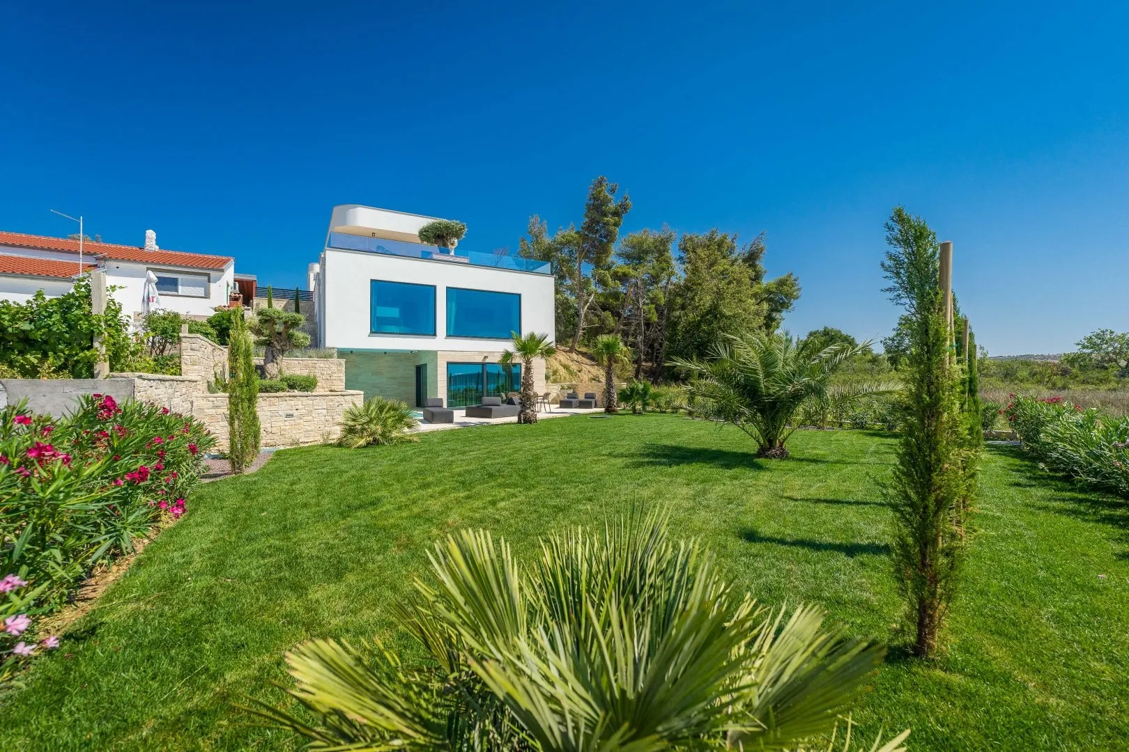 zadar, ljubač - luksuzna vila 1. red do mora - slika 3