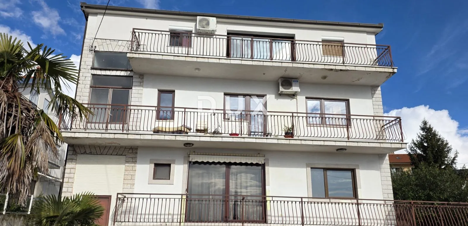 rijeka, marinići - etaža kuće s 4 spavaće sobe i pogledom na kvarner, 113m2 - slika 11