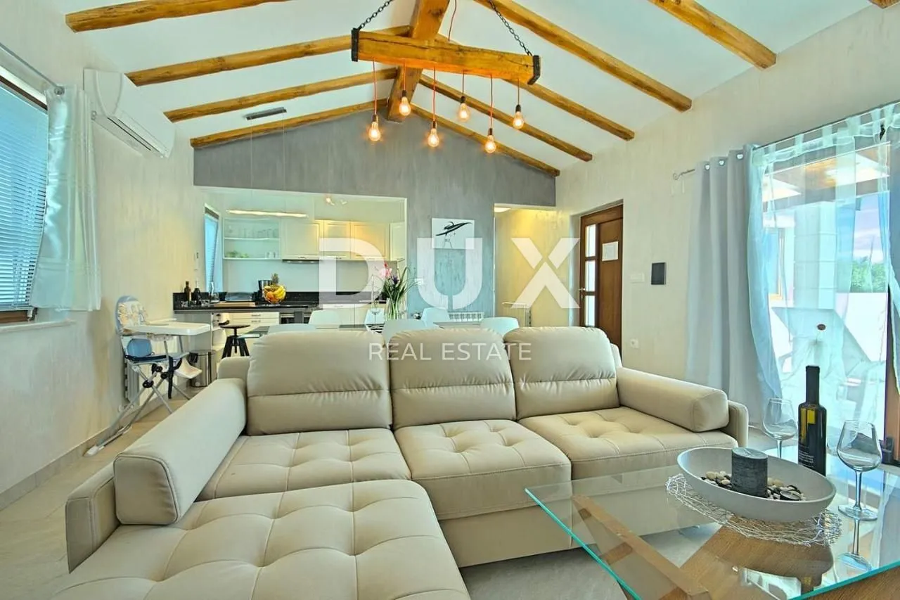 istra, novigrad - lijepa vila s bazenom! - slika 35