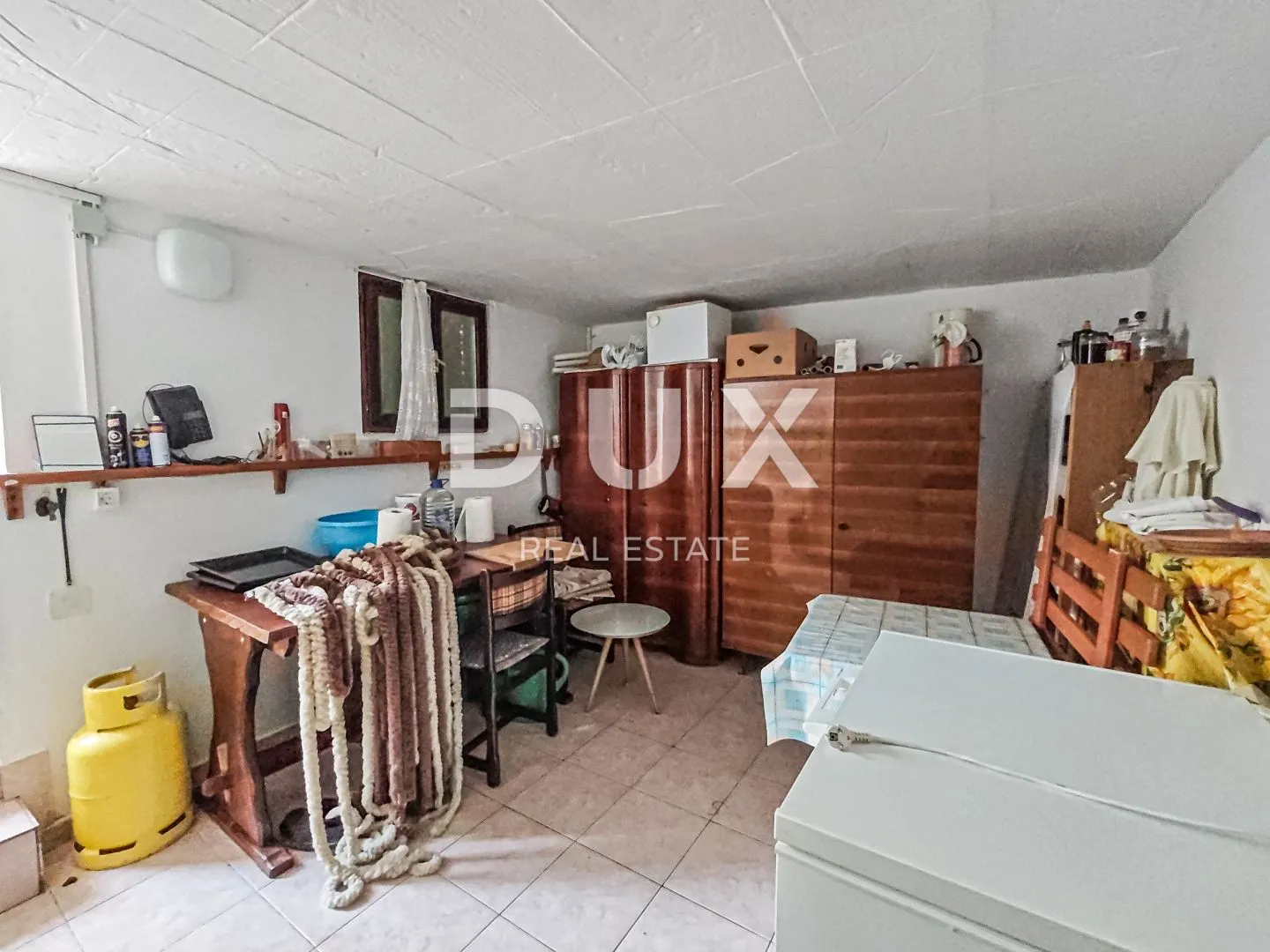 otok krk, baška - dvojna kuća u centru - slika 34