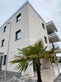 zadar, vir - prilika! ekskluzivan objekt na samoj plaži! - slika 2