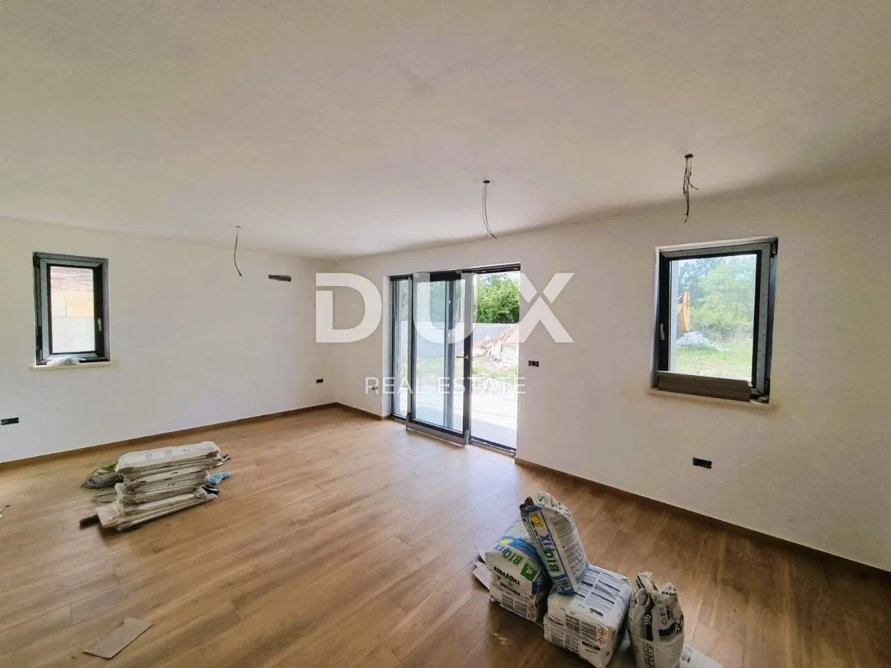 istra, poreč, okolica - stan na prvom katu s pogledom na prirodu - slika 11