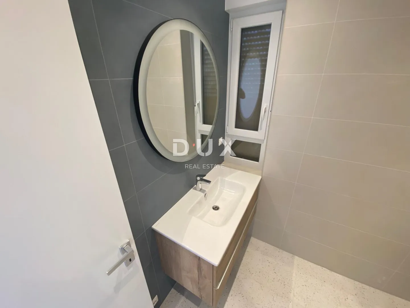 rijeka, vojak - stan 3s+db s balkonom novo adaptiran! prilika! - slika 8