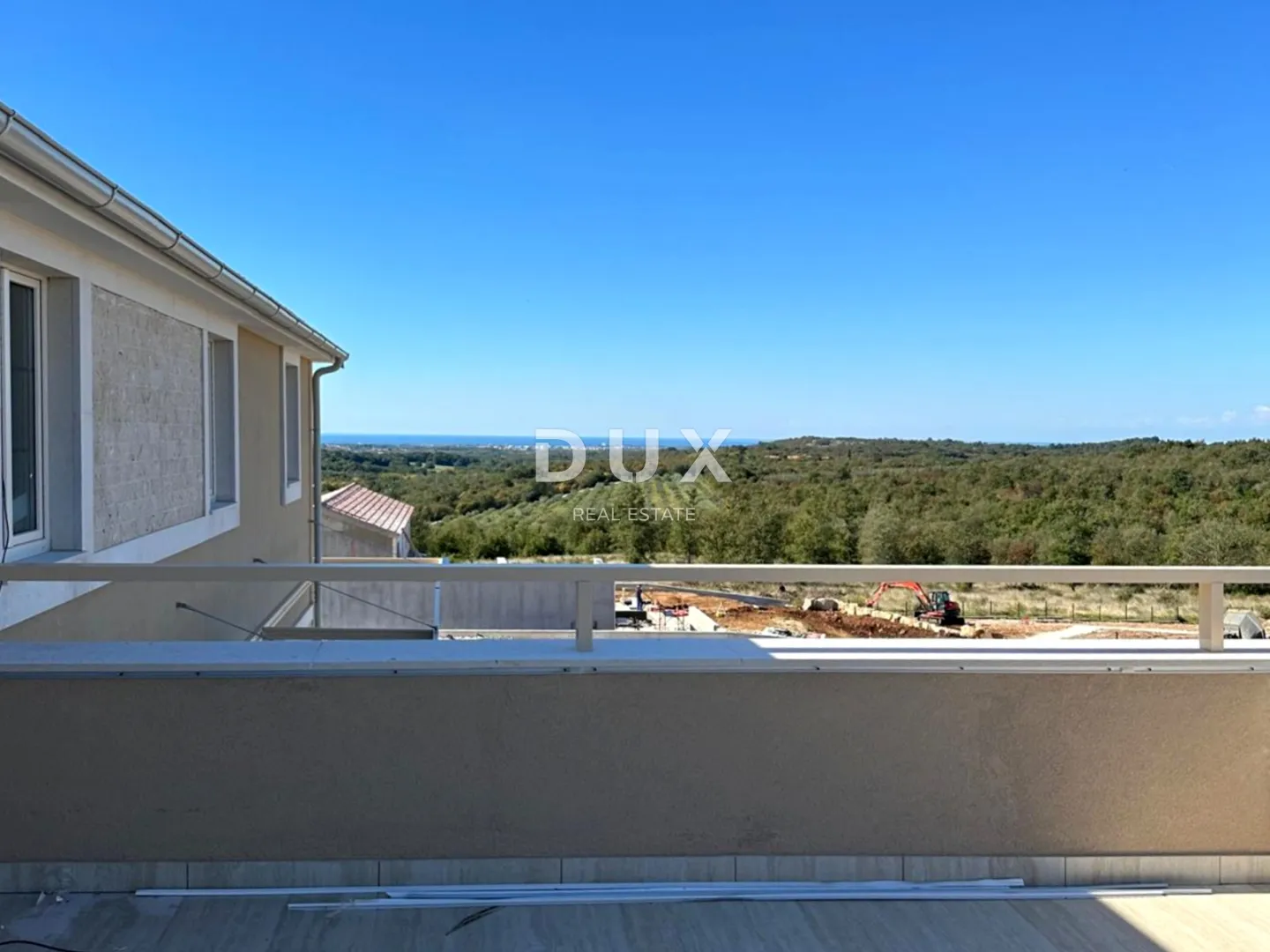 istra, buje - luksuzna vila s panoramskim pogledom - slika 4