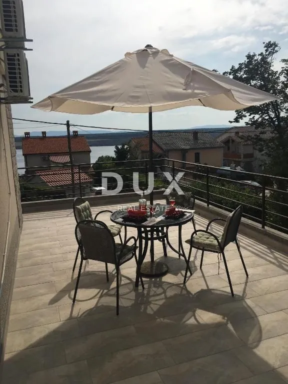 crikvenica, jadranovo - lijepa kuća s pet apartmana - slika 13