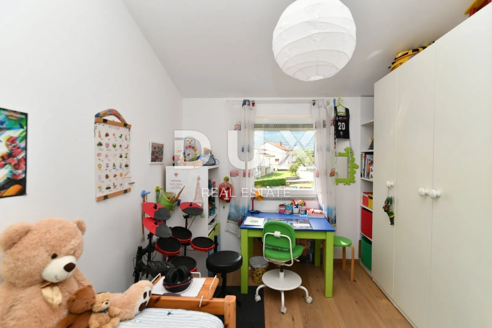 kastav - luksuzni penthouse s pogledom na more - slika 11