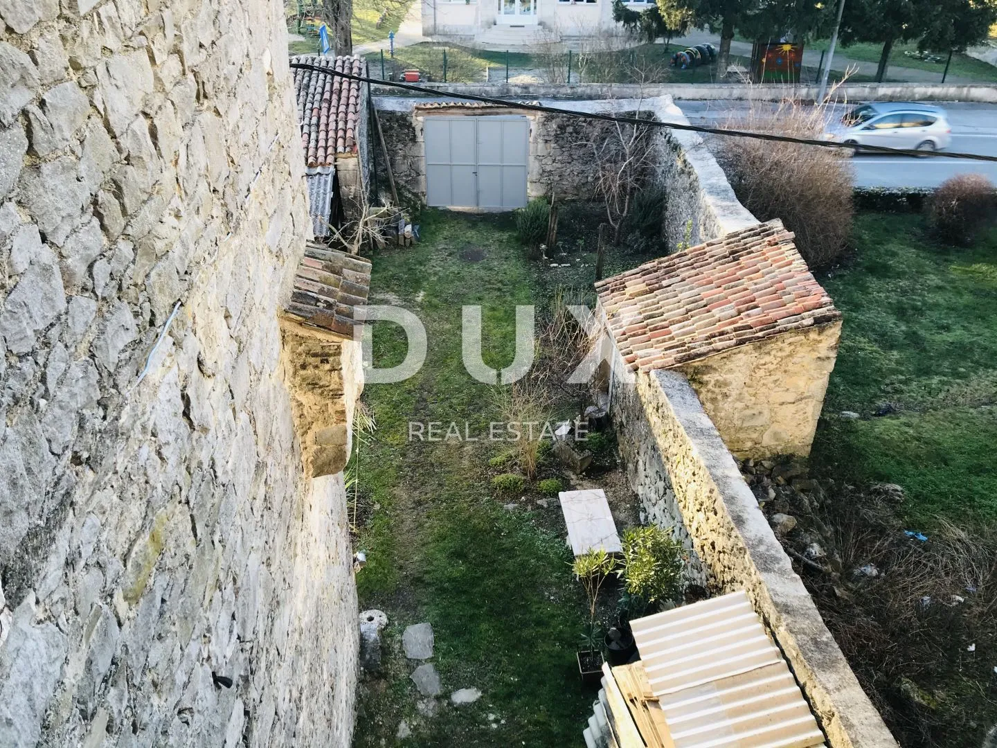 istra, gračišće - kuća u samom centru naselja - slika 4