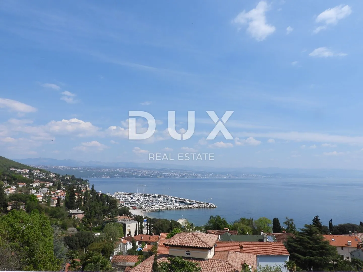 OPATIJA, IČIĆI - Kuća / villa samostojeća sa sobama i apartmanima 691m2 - Ičići, Opatija