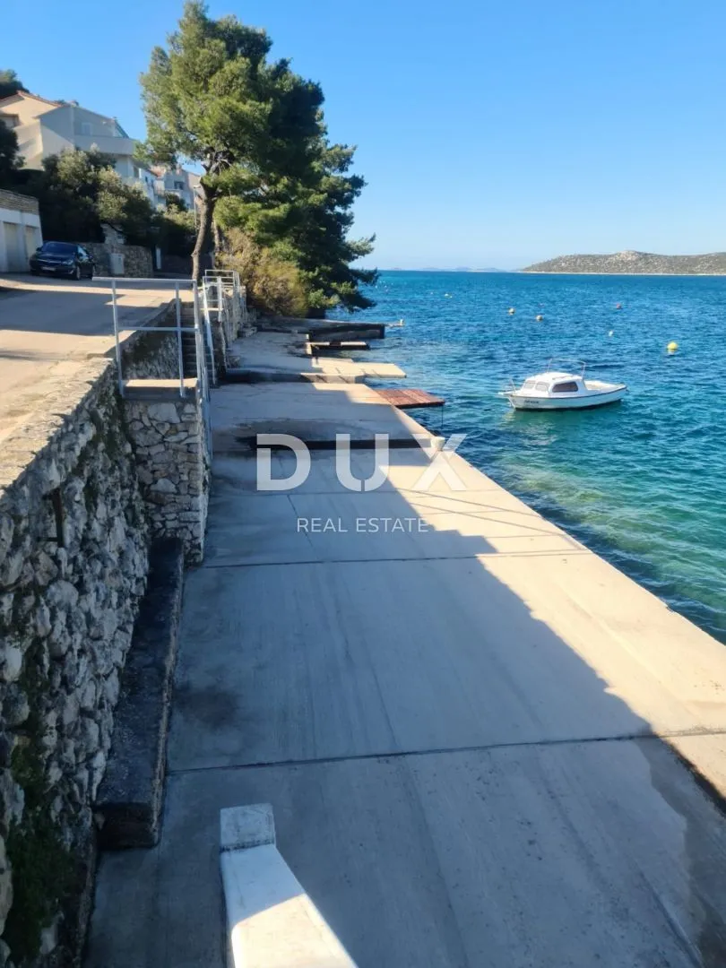 šibenik, grebaštica - apartmanska kuća s pogledom na more - slika 31