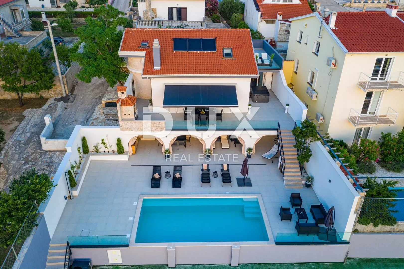 zadar, novigrad - prekrasna vila s bazenom u blizini mora - slika 10