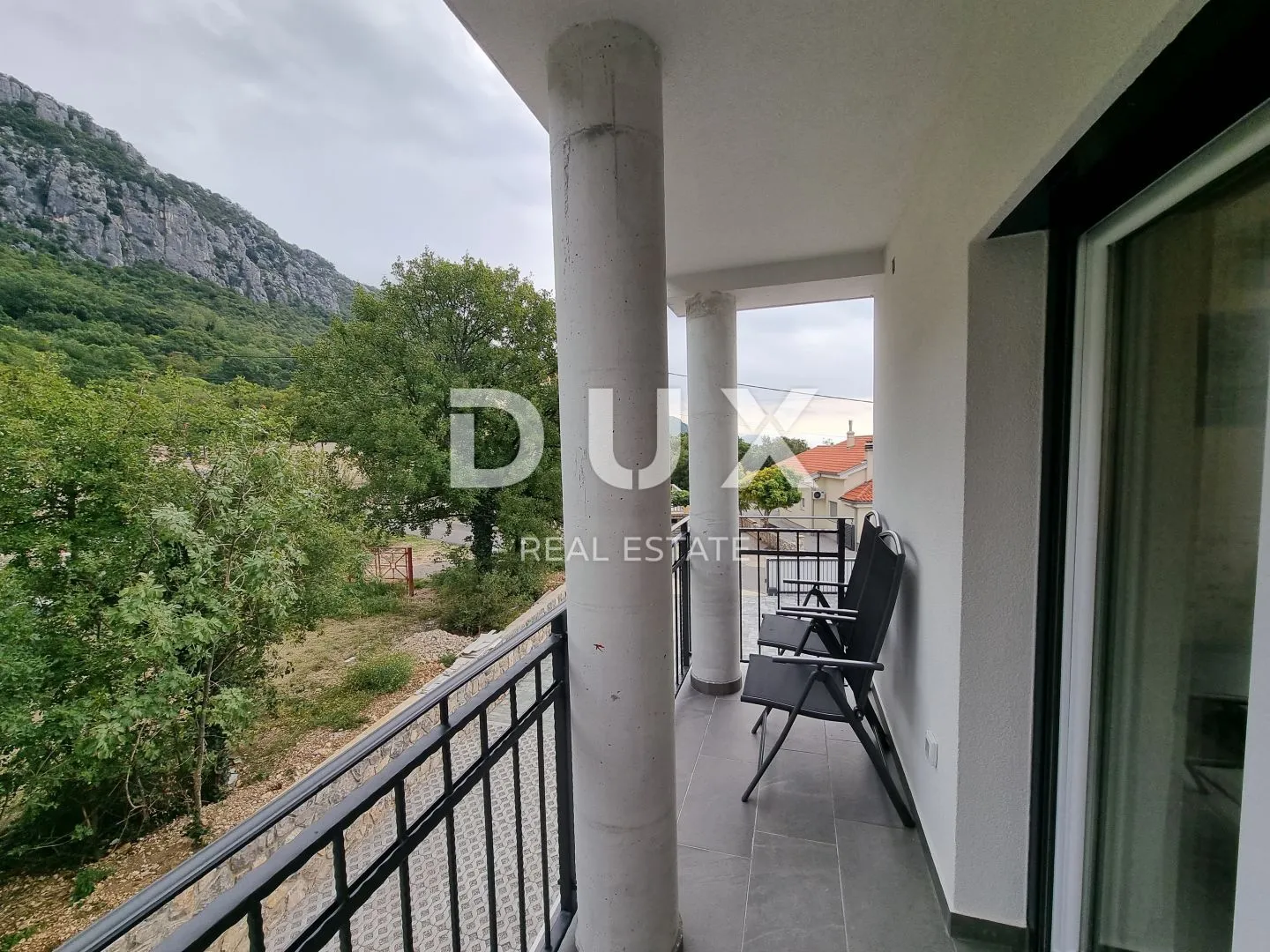 vinodolska dolina, bribir - stan 60m2 sa dva balkona - slika 4