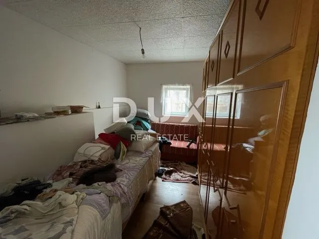 istra, pula - kuća s poslovnim prostorom - slika 23