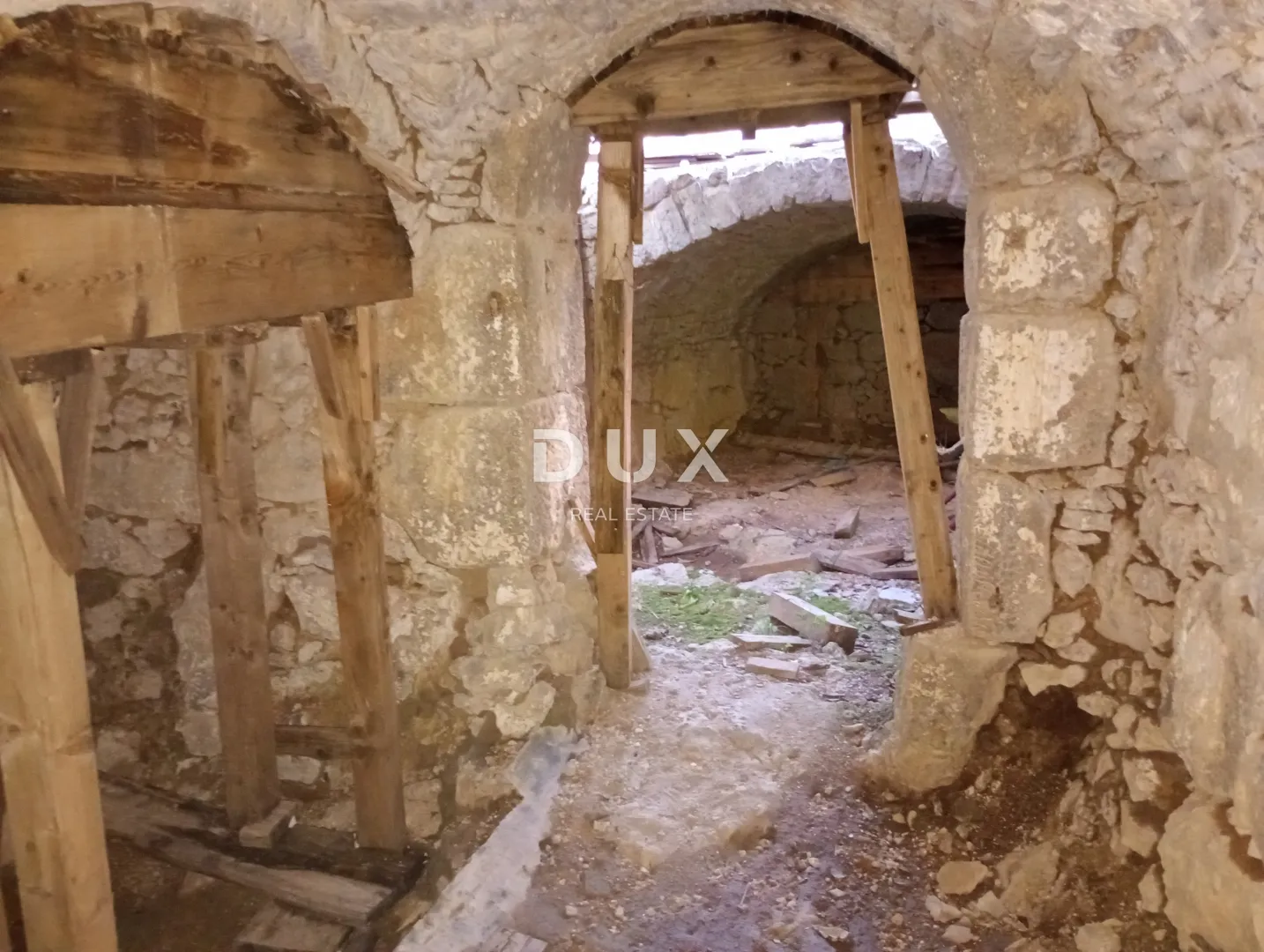 opatija, puži - starina s građevinskom dozvolom 160m2 - slika 12