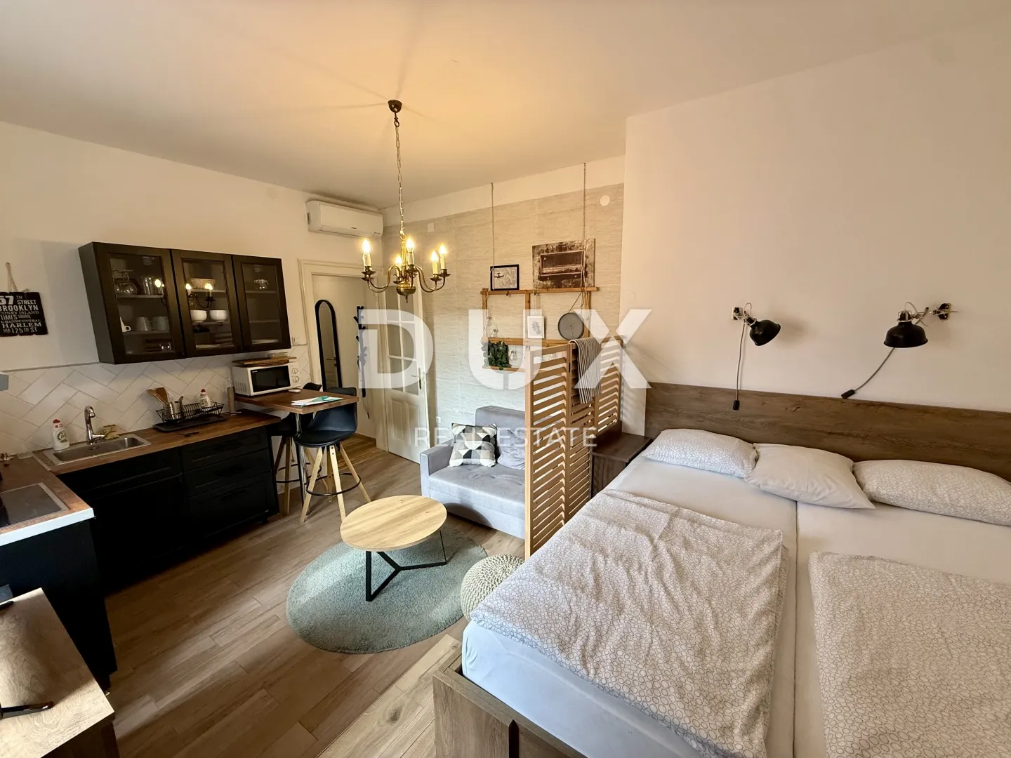 zagreb, centar - dvoetažni stan s tri apartmana i odličnim prihodima! - slika 21
