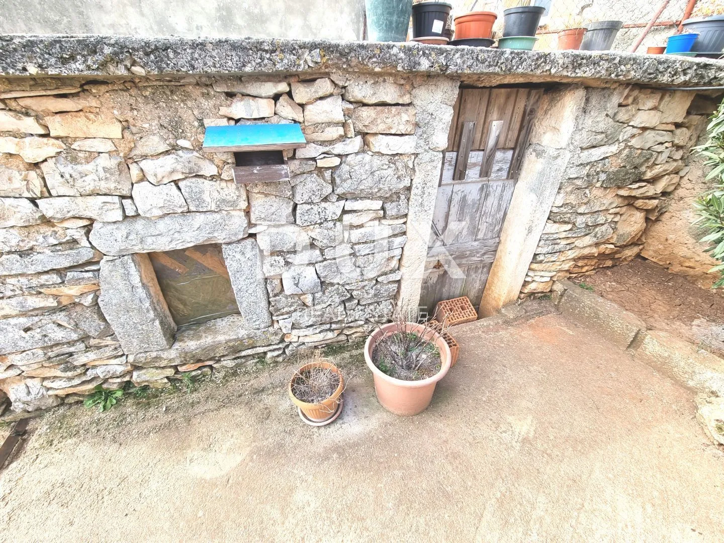 istra, marčana kamene kuće za renovaciju na selu s lijepim dvorištem - slika 17
