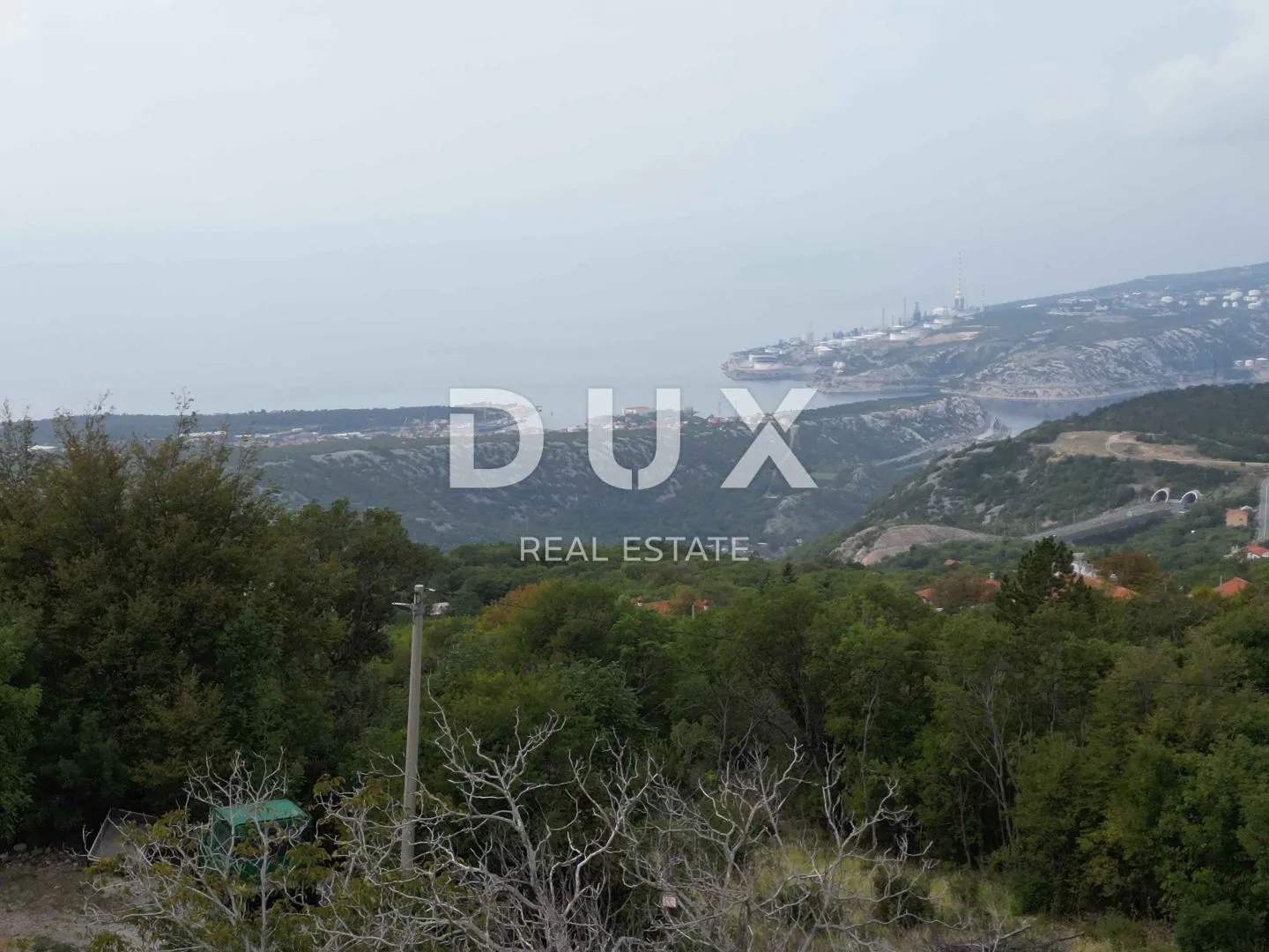 rijeka, hreljin- dvojna kuća 150m2 s pogledom na more + okoliš 650m2 - slika 2