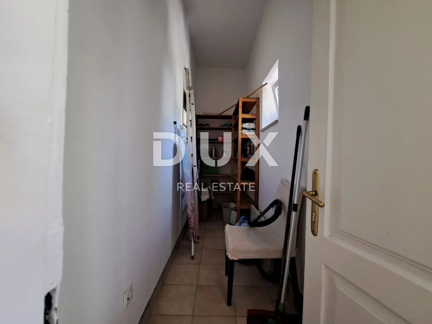 opatija, centar- luksuzan stan od 180 m2 s pogledom na more i 4 parkirna mjesta - slika 30