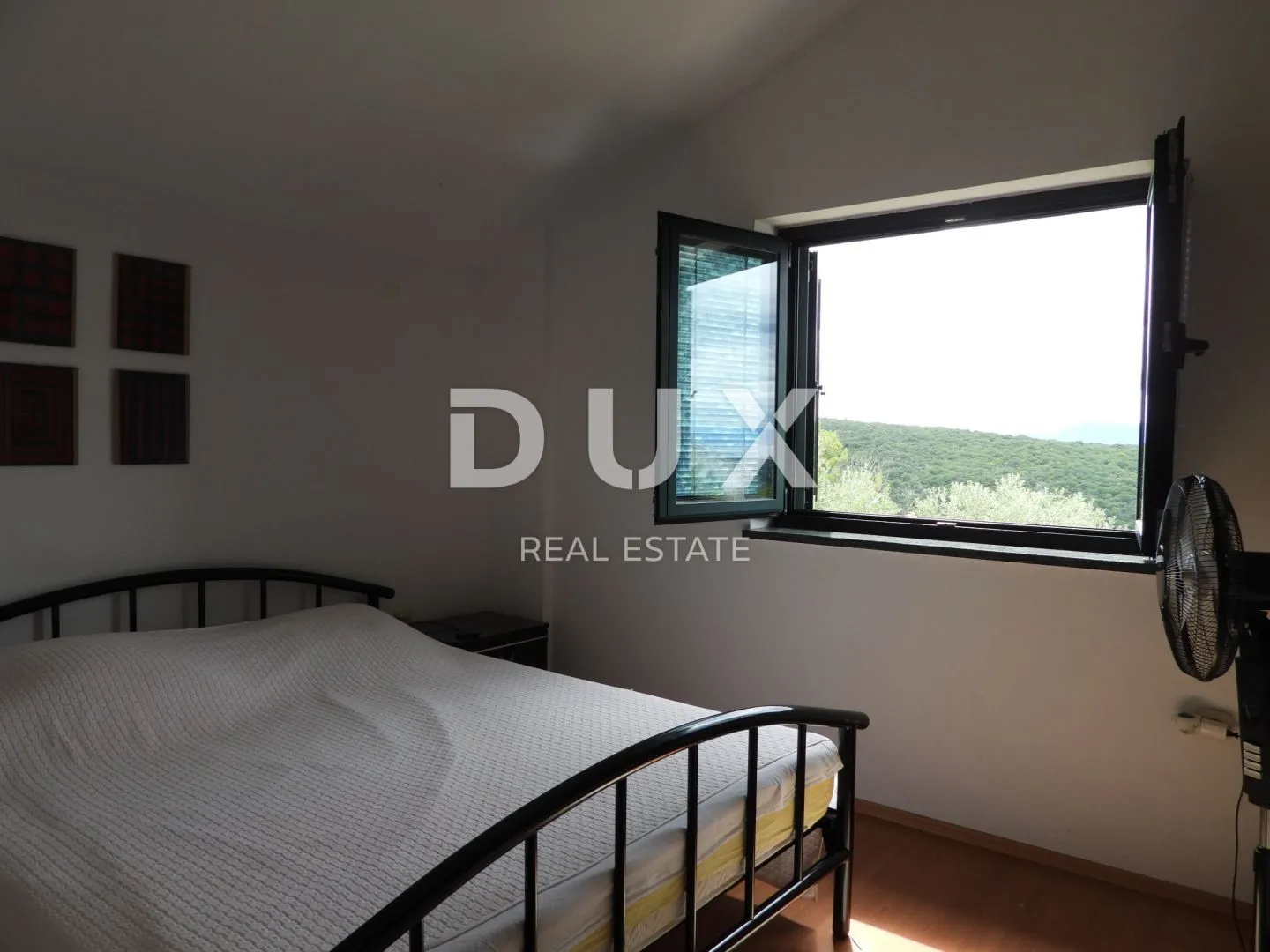krk, dobrinj - samostojeća kuća 135m2 s pogledom na more + okoliš 150m2 - slika 24