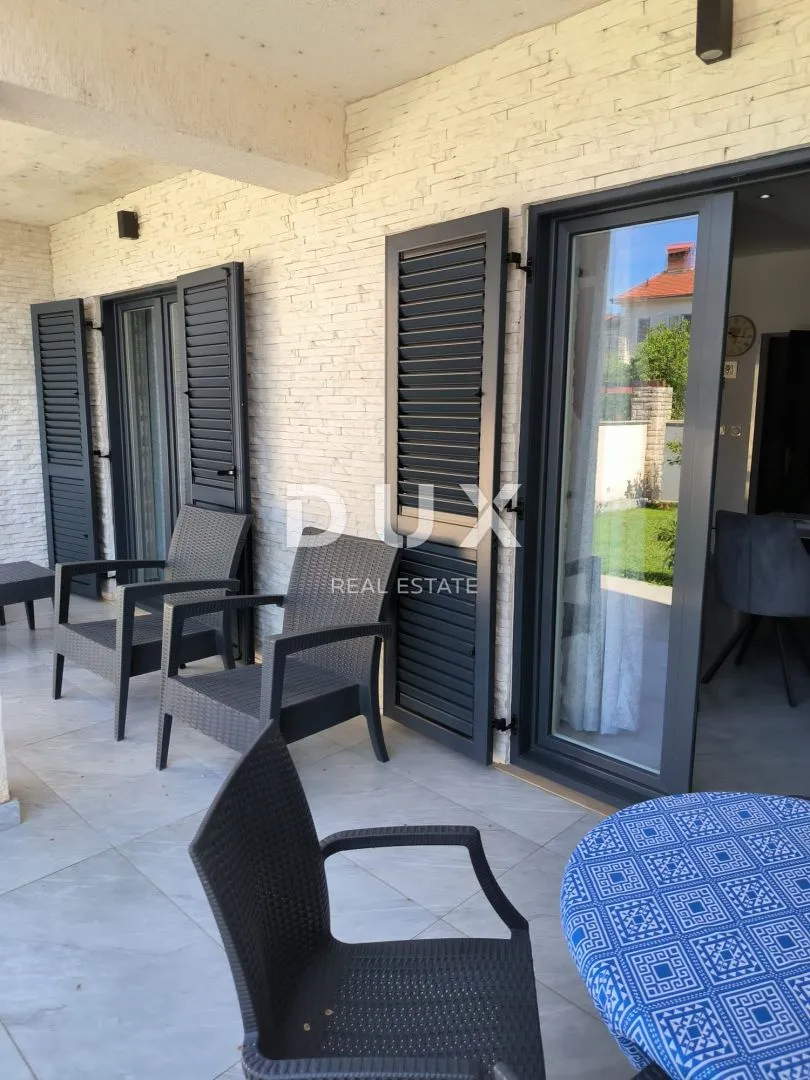 istra, valbandon - dvije renovirane kuće! - slika 20