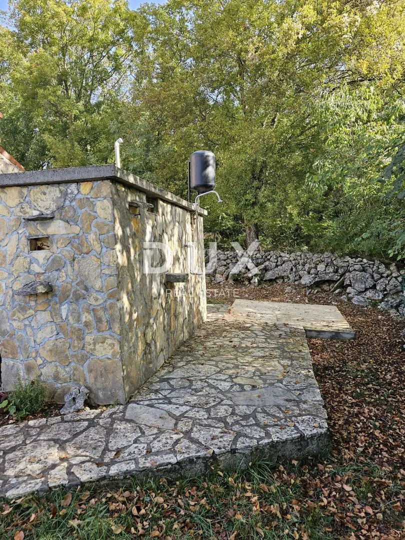 otok krk, vrbnik (okolica) - samostojeća kuća na osami sa dva apartmana - slika 18