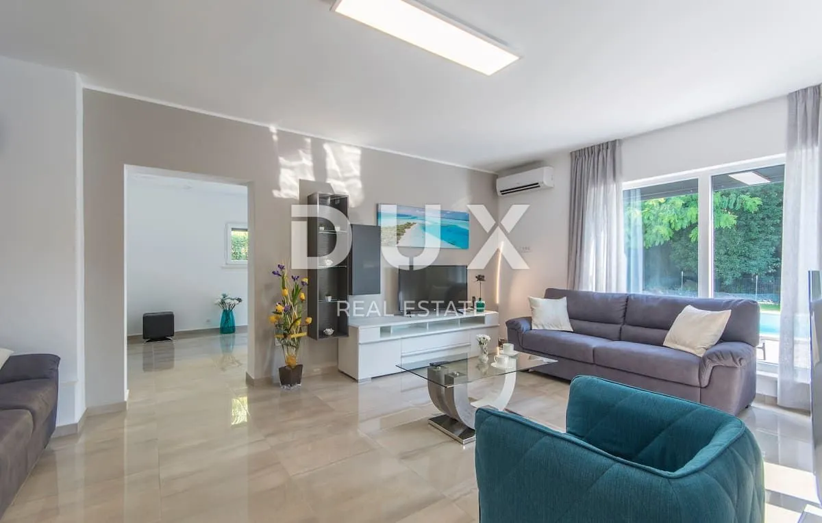 istra, poreč - luksuzna vila u blizini mora - slika 2