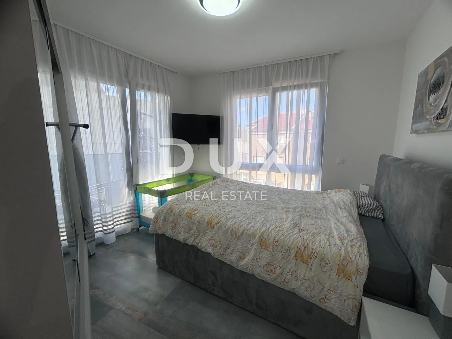 zadar, plovanija - predivan penthouse u novogradnji - slika 11
