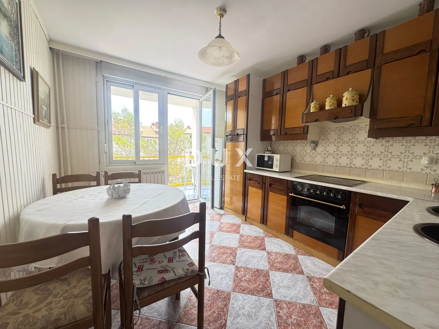rijeka, srdoči – 3s stan s balkonom, 65m2, odlična lokacija - slika 3